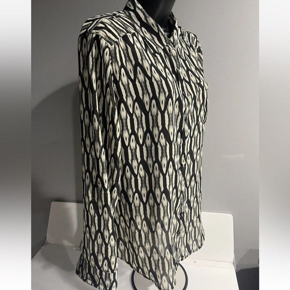 Guess London Sleeve Sheer Button Up Blouse with Roll Tab Sleeves, Large - Picture 3 of 13